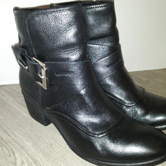 Donald Kilmer "Diem" Bootie - Picture 7 of 10